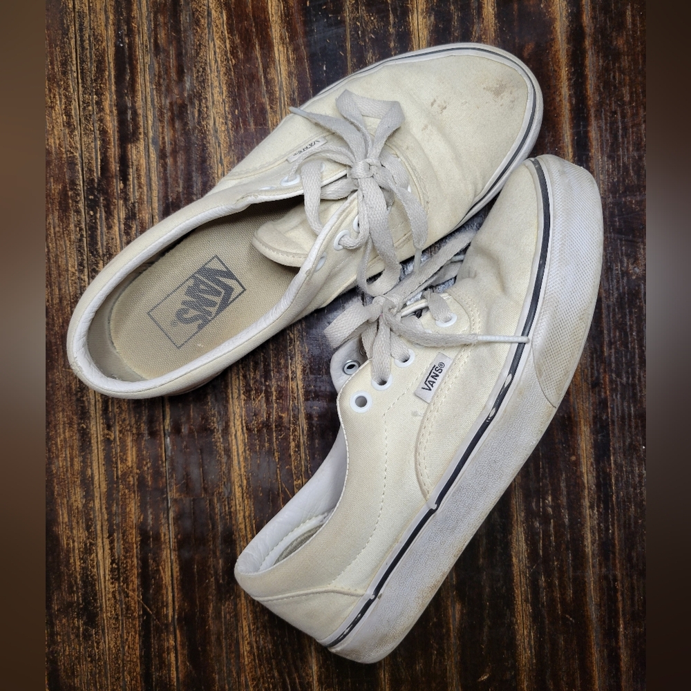 white old skool low vans, 8